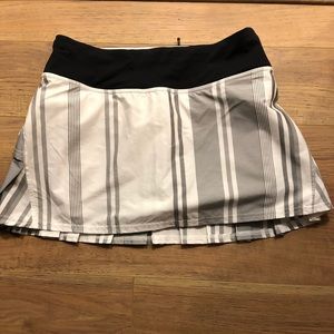 Lululemon pacesetter skirt size 2
